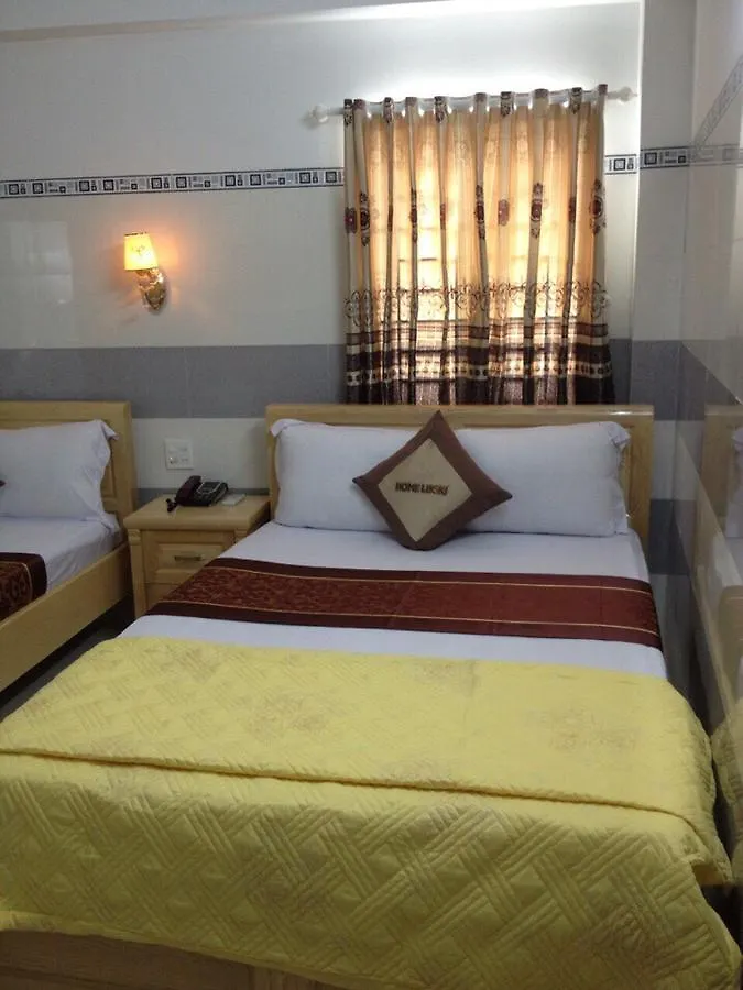 فندق فلاور سكاي نها ترانج 3*,